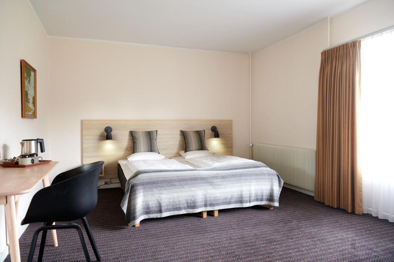 Montra Hotel Хенстхолм Екстериор снимка