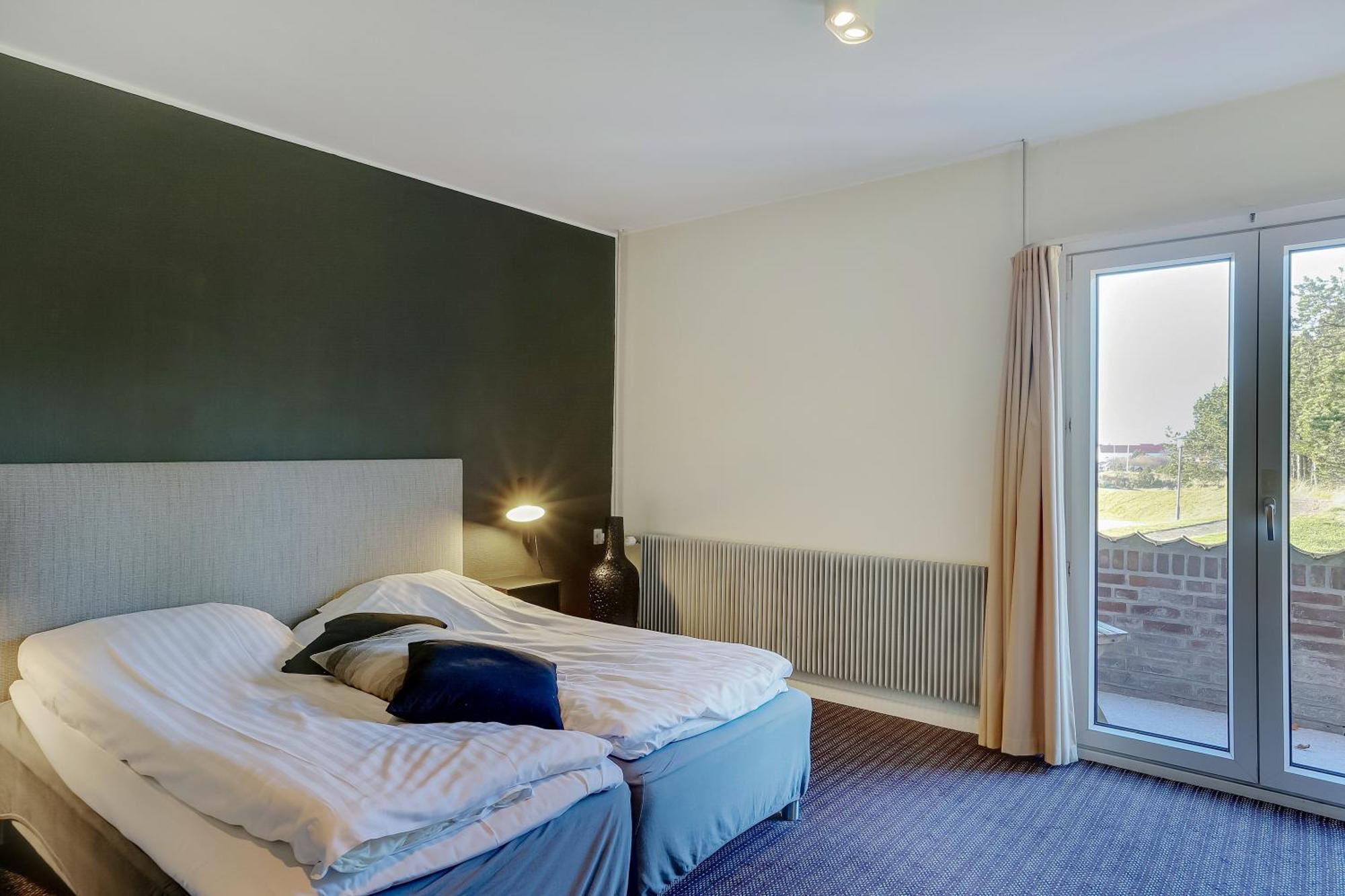 Montra Hotel Хенстхолм Екстериор снимка
